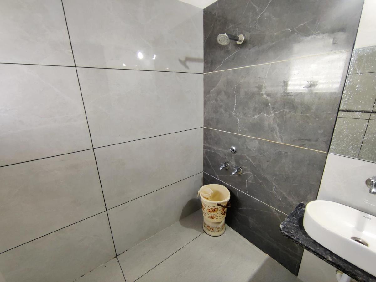 Hotel Sai Ssl Shirdi Eksteriør billede
