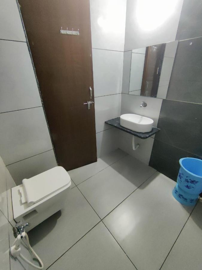 Hotel Sai Ssl Shirdi Eksteriør billede
