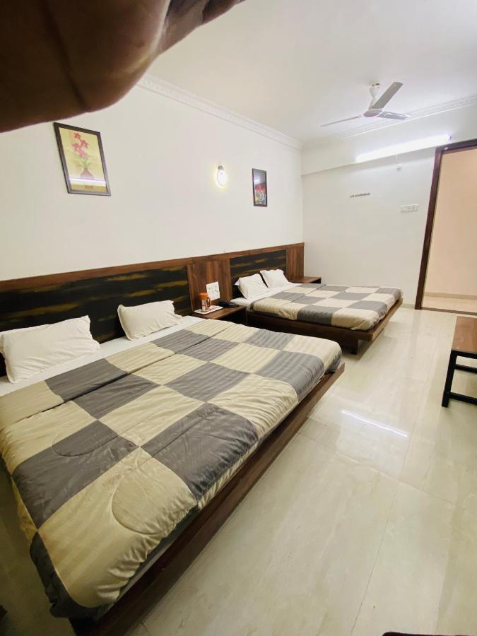 Hotel Sai Ssl Shirdi Eksteriør billede